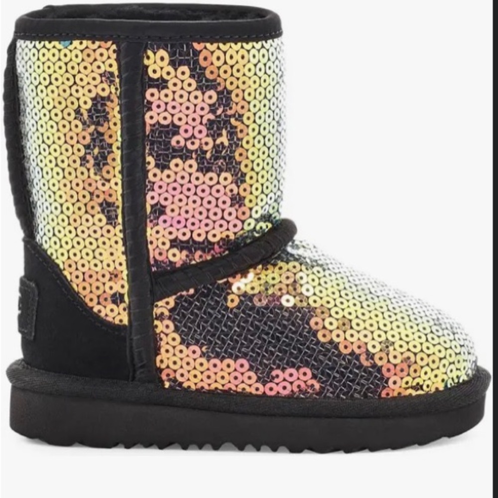 Ugg classic II stellar sequin children’s boot size